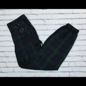 New Without Tags: Forever 21 Plaid Cargo Joggers